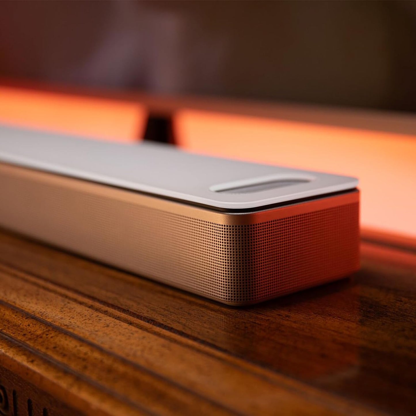 NEU Bose Smart Ultra Soundbar mit Dolby Atmos plus Alexa, kabellose Bluetooth-KI, Surround-Sound-System für TV-Geräte, Weiß