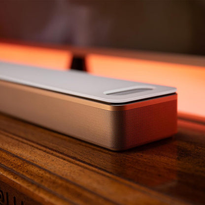 NEU Bose Smart Ultra Soundbar mit Dolby Atmos plus Alexa, kabellose Bluetooth-KI, Surround-Sound-System für TV-Geräte, Weiß